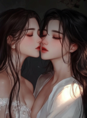 duongca0607_57553_Two_beautiful_women_are_kissing_in_the_room_o_3f5edd38-73ca-4313-b80e-46bb06295e34